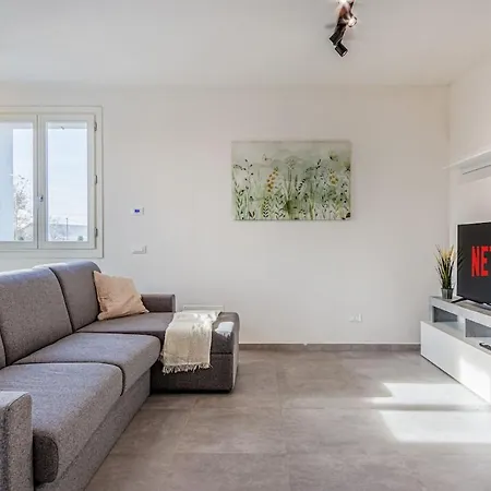 Apartment Bellaria Palace - In The Hearth Of Motor Valley Modena