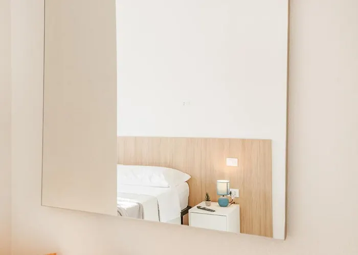 Bellaria Palace - In The Hearth Of Motor Valley By Movebnb