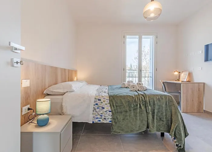 Apartment Bellaria Palace - In The Hearth Of Motor Valley By Movebnb *