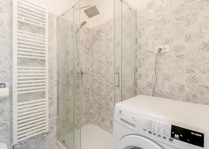 Bellaria Palace - In The Hearth Of Motor Valley By Movebnb * Modena